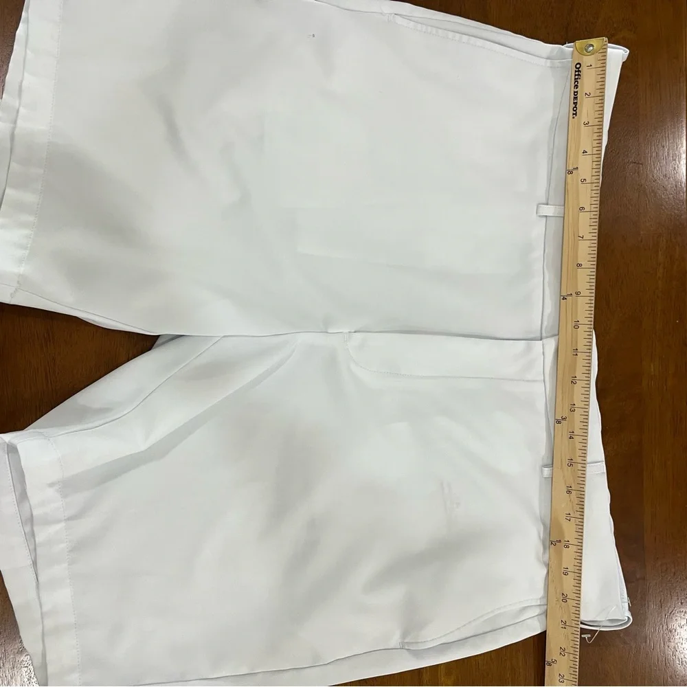 Grand‎ Slam Performance White Lightweight Golf Short Men's Size 42